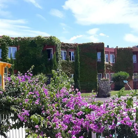 Tropic Hotell 3*